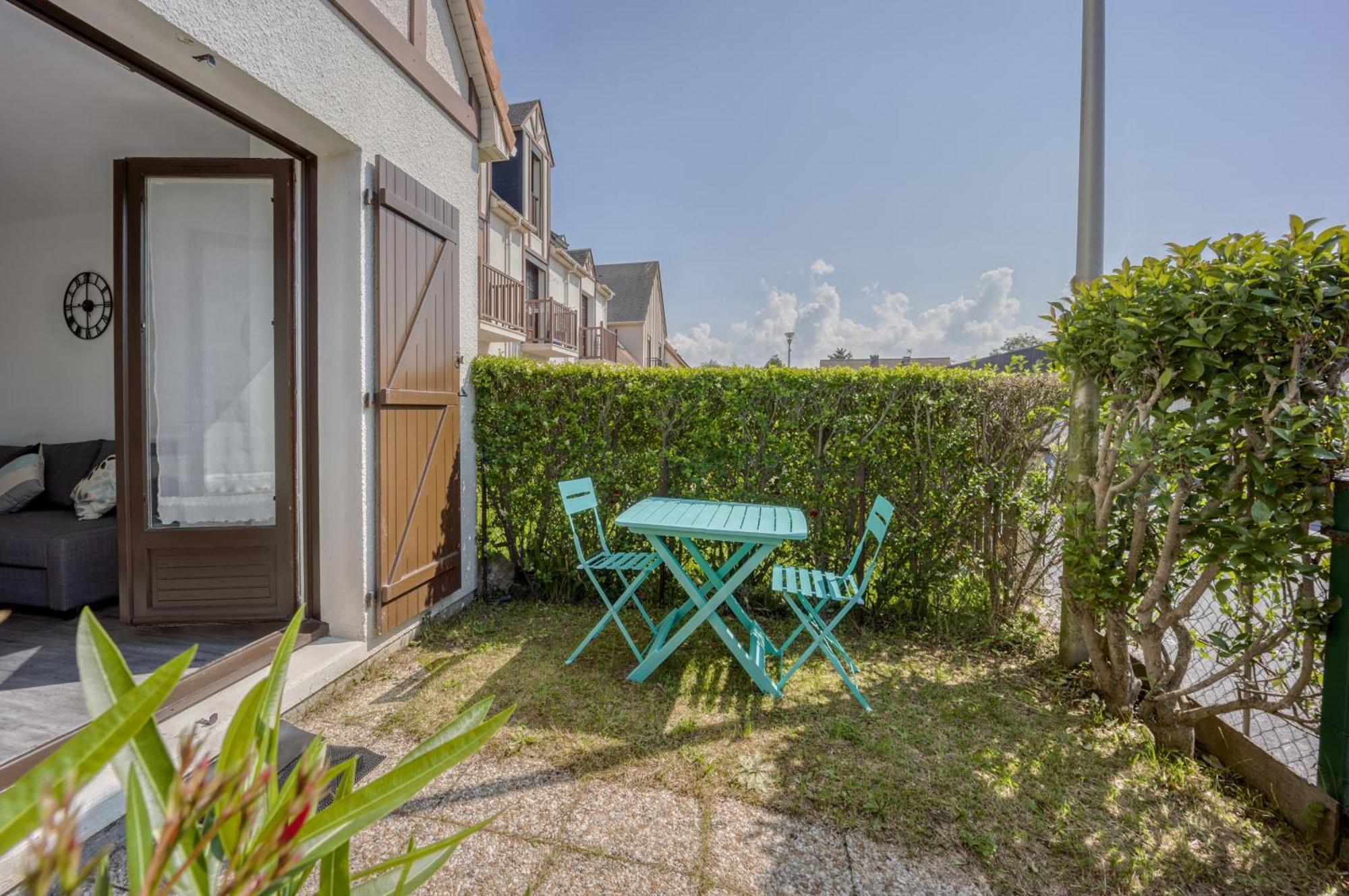 Le Petit Normand - Studio Avec Jardin A 500 M De La Plage Courseulles-sur-Mer Luaran gambar