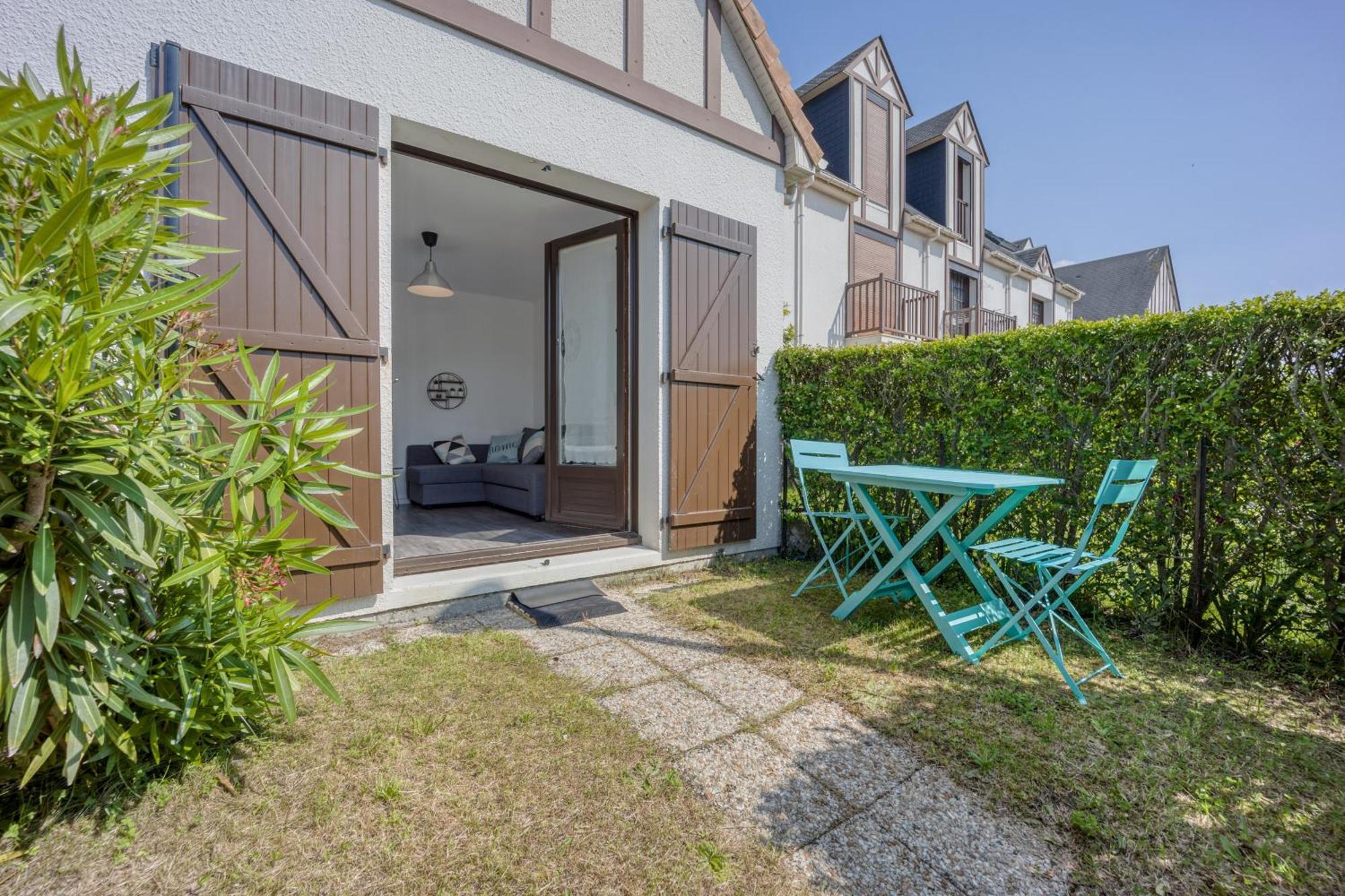 Le Petit Normand - Studio Avec Jardin A 500 M De La Plage Courseulles-sur-Mer Luaran gambar